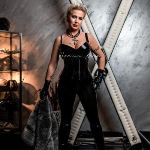 Herrin Xena - Foto 4 von 32