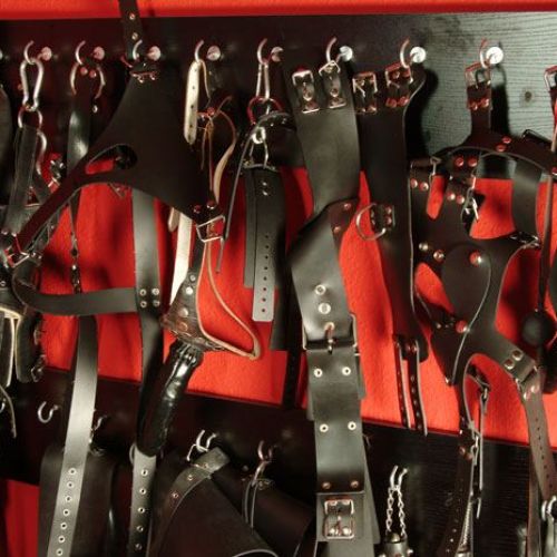 Leatherstudios - Photo 9 of 28