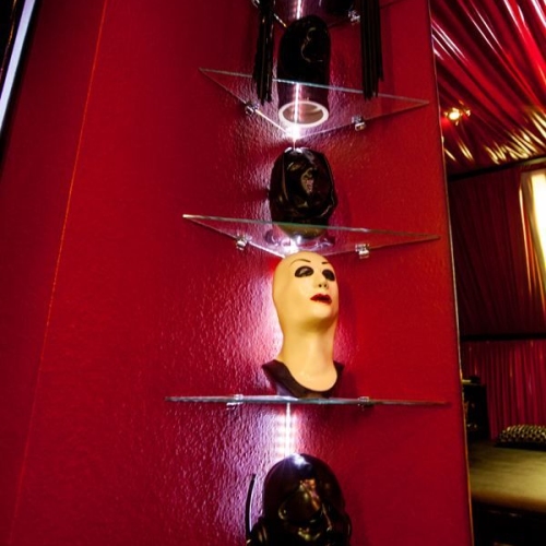 Foto 23 von 35 - Latexsuite