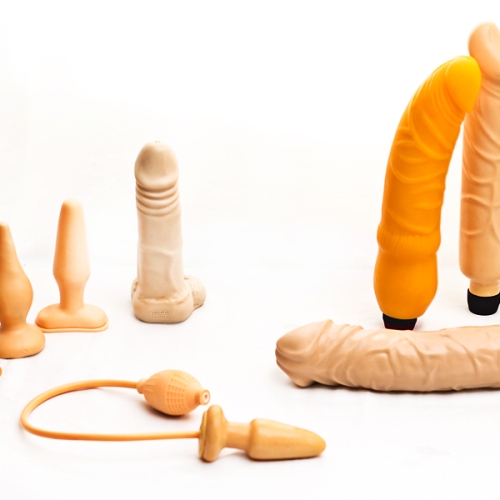 Foto 8 von 17 - Dildos und Plugs