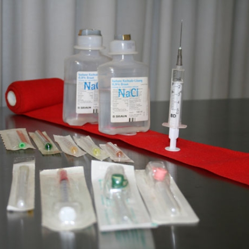 Photo 12 of 12 - Needles, Injections and Syringes 