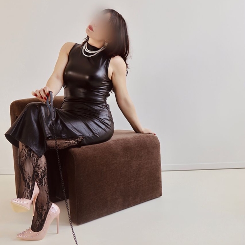 Foto 5 von 7 - Miss Loona