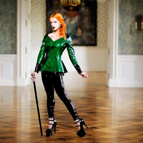 Foto 174 von 189 - Chloe Savage