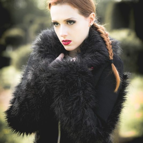 Foto 136 von 189 - Chloe Savage