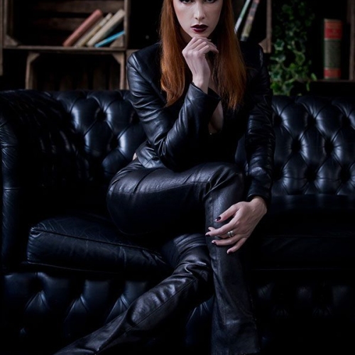 Foto 65 von 189 - Chloe Savage