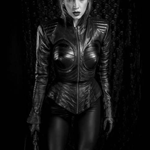 Foto 59 von 189 - Chloe Savage