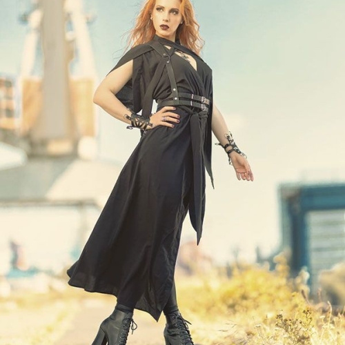 Foto 35 von 189 - Chloe Savage