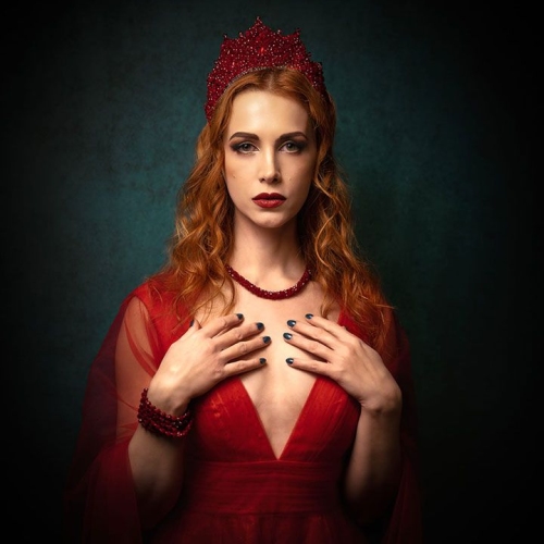 Foto 22 von 189 - Chloe Savage