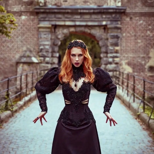 Foto 20 von 189 - Chloe Savage