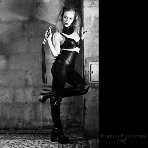 Foto 17 von 189 - Chloe Savage