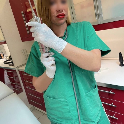 Foto 34 von 34 - Lady Eden Black