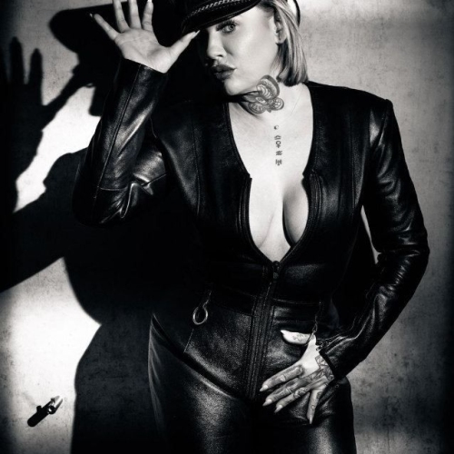 Foto 7 von 34 - Lady Eden Black