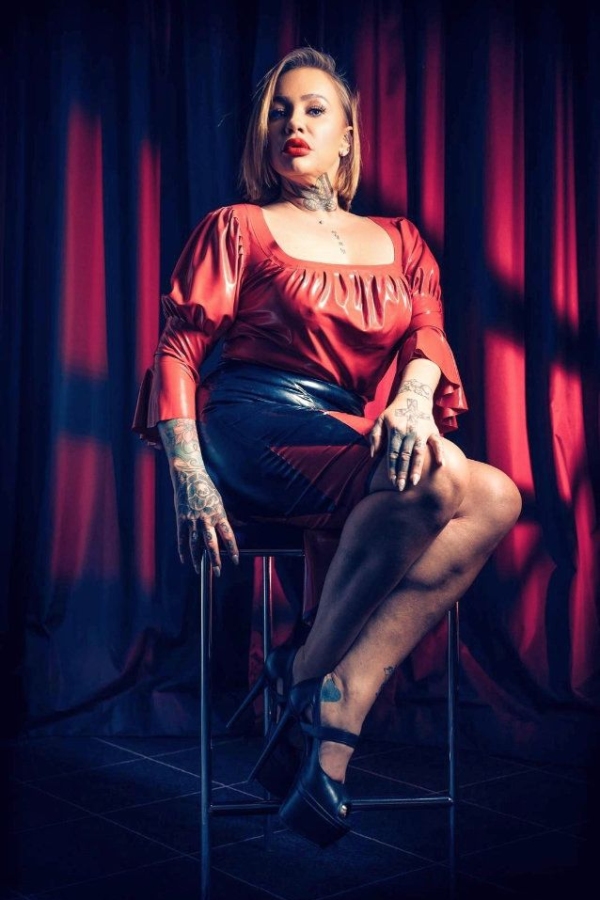 New Pictures of Lady Eden Black - House Of Bizarre Dreams