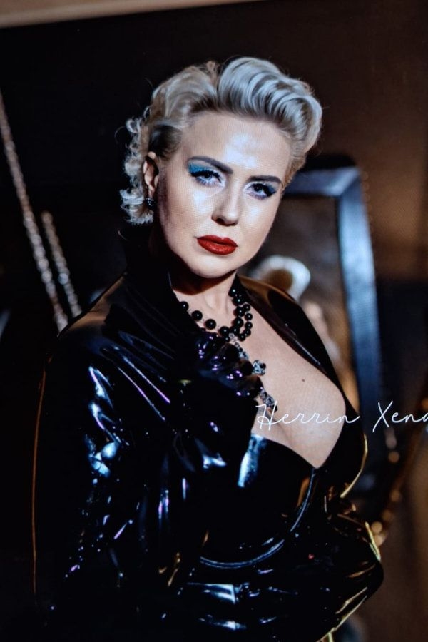 <b>Fehler in der Vorlage:</b>Das Tag <we:field> muss sich innerhalb eines we:listview oder <we:object Start- und Endtags befinden!<br/>
Vorlage: 