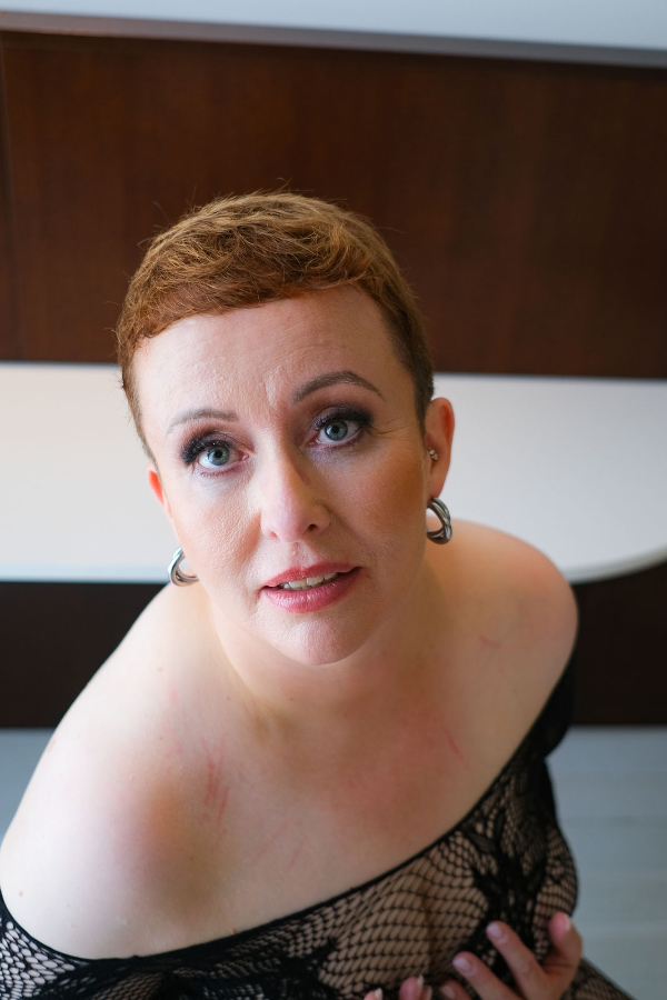 New at HOBD - Amy Devot - House Of Bizarre Dreams